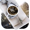 Locket Clock Live Wallpaper